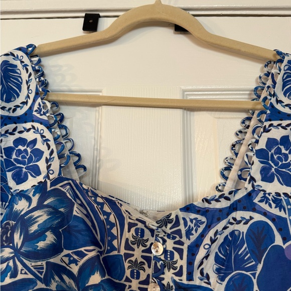 Farm Rio Blue Floral Women's Top - Picture 6 of 11